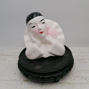 Vintage Pierrot, Clown Figurine Pierrot, Small figure Pierrot, porcelain Pierrot, Image figura Pierrot, unique figure Pierrot