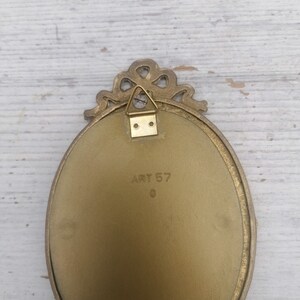 Vintage Brass Oval 4.8"Photo Frames,rare oval frame, Small oval frame for wall, small Brass frame image 3