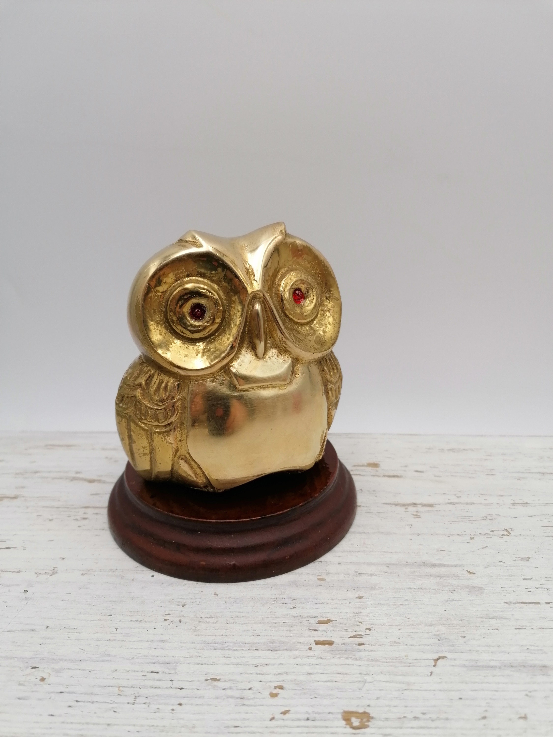 Brass Owl paper holder, brass Owl, Vintage brass Owl,Owl on a wooden box, assesorias for office, Gift for office
