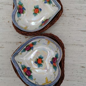 2er-Set Porzellan-Japanschalen, Floralform-Schüssel, Japan-Schüssel, 2er-Set Japan-Schalen, Geschenk-Küchengeschirr, einzigartige Schalen, einzigartiges Geschenk, Bild 1