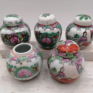 Porcelain 2.7&quot;Asian Ginger Jar with Lid,Rare Familie Rose Small Vase, Pink Decor Mini Vase,Round Small Vase,Oriental Collection Ginger Jar