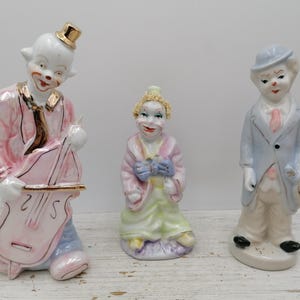 Vintage Clowns Figurines , Porcelain clowns ,  Porcelain Clown Figurine, Clown in a hat , Collectible Clown figure, clown