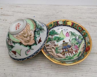 Vintage 2 Chinese Bowls, Small Chinese Saucers, Oriental Decor Bowls, Asian Saucers,Oriental decoration plates