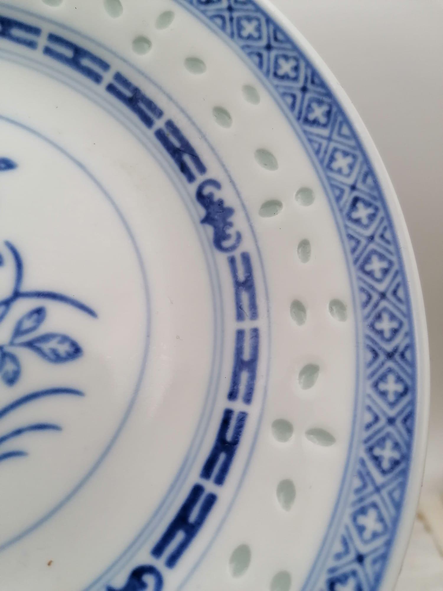 ヴィンテージ 6.8インチ 陶器製中国皿、東洋風の青い花皿、青と白の