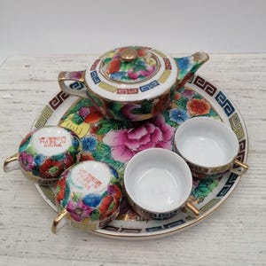 Small tea pot with 4cups and plate,flower decor small tea set, Asian Tea Set,Porcelain Chinese Tea pot with cups, Miniature Tea Set