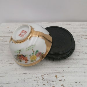 Chinesische Suppenschüssel mit rotem Hahn, kalte chinesische Nudelsuppe, chinesische Schüsseln, orientalisches Suppenset, asiatische Schüssel, asiatische Hahnschüssel