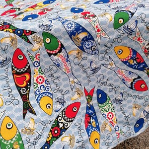 Portuguese Round Tablecloth,kitchen tablecloth, Decorative tablecloth from portugal,Portuguese gift