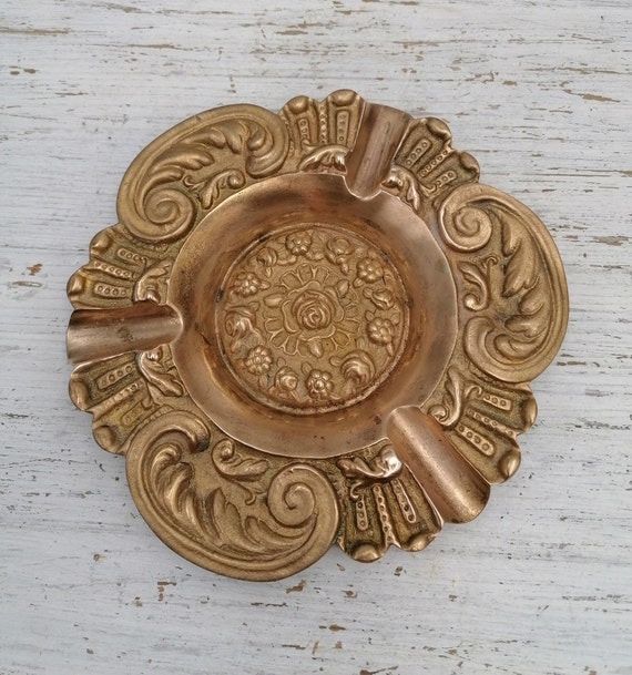 花】灯火器 灰皿 真鍮 南方 アンティーク レトロ 花】灯火器 灰皿 真鍮