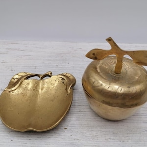Vintage Brass Apple, ONLY STYLE 2 AVAILABLE,Brass Apple Jewelry Box,Collectible brass Apple, Small Brass plate, decoration small Brass Plate