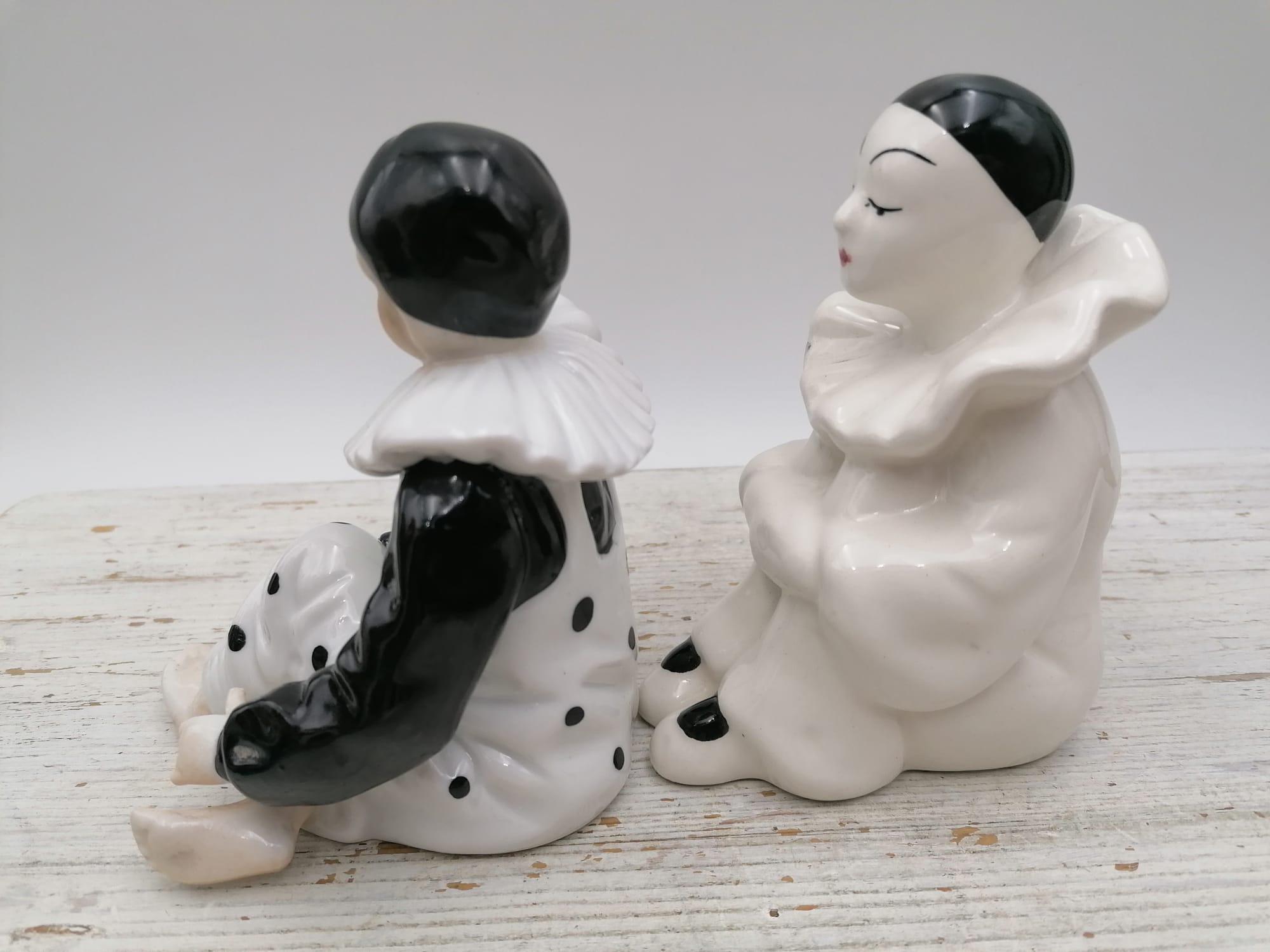 ヴィンテージピエロピエロの置物、陶器のピエロ像、座ったピエロの置物