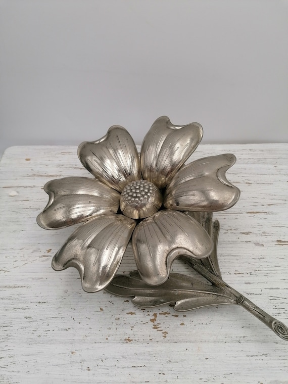 【高知インター店】 80th Silver Color Brass Ashtray, Petal Flower Ashtray アクセサリー