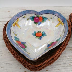 2er-Set Porzellan-Japanschalen, Floralform-Schüssel, Japan-Schüssel, 2er-Set Japan-Schalen, Geschenk-Küchengeschirr, einzigartige Schalen, einzigartiges Geschenk, Bild 9