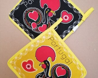 Set of 2 Portuguese 7.5&quot;×7.5&quot;Pot Holders Set of 2 roosters, small gift from portugal,