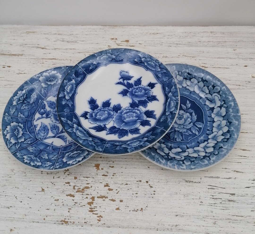 Set of 3 Small Japanese Plates, Blue and White Asian Plates, Rice Small