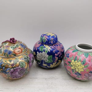 Porcelain 3.8&quot; Chinese Floral Design Ginger Jar,  Asian Flower Pattern Vase, Oriental Vase with Lid,Blue /Pink Asian Vase, Home Decor