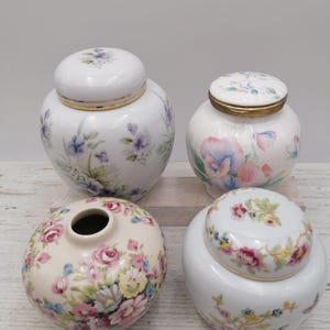 Vintage 3&quot;-4.5&quot; Chinese Vase with Lid, Rare Floral Pattern Vase, Collectible Oriental Vase, elegant vases, Asian Home Decor