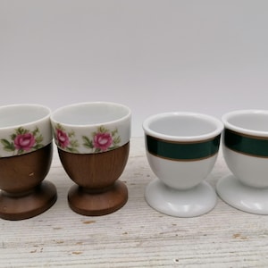 Vintage Eierbecher, Set mit Eierhalter, antiker Holz-Eierbecher, Morgen-Frühstücks-Eischale, Sausenschale, antikes Geschirr