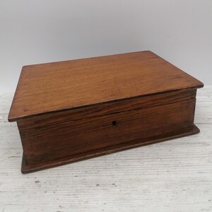 Boîte en bois très ancienne, boîte faite main, boîte rectangulaire, boîte à bijoux en bois marron, boîte en bois de style romantique