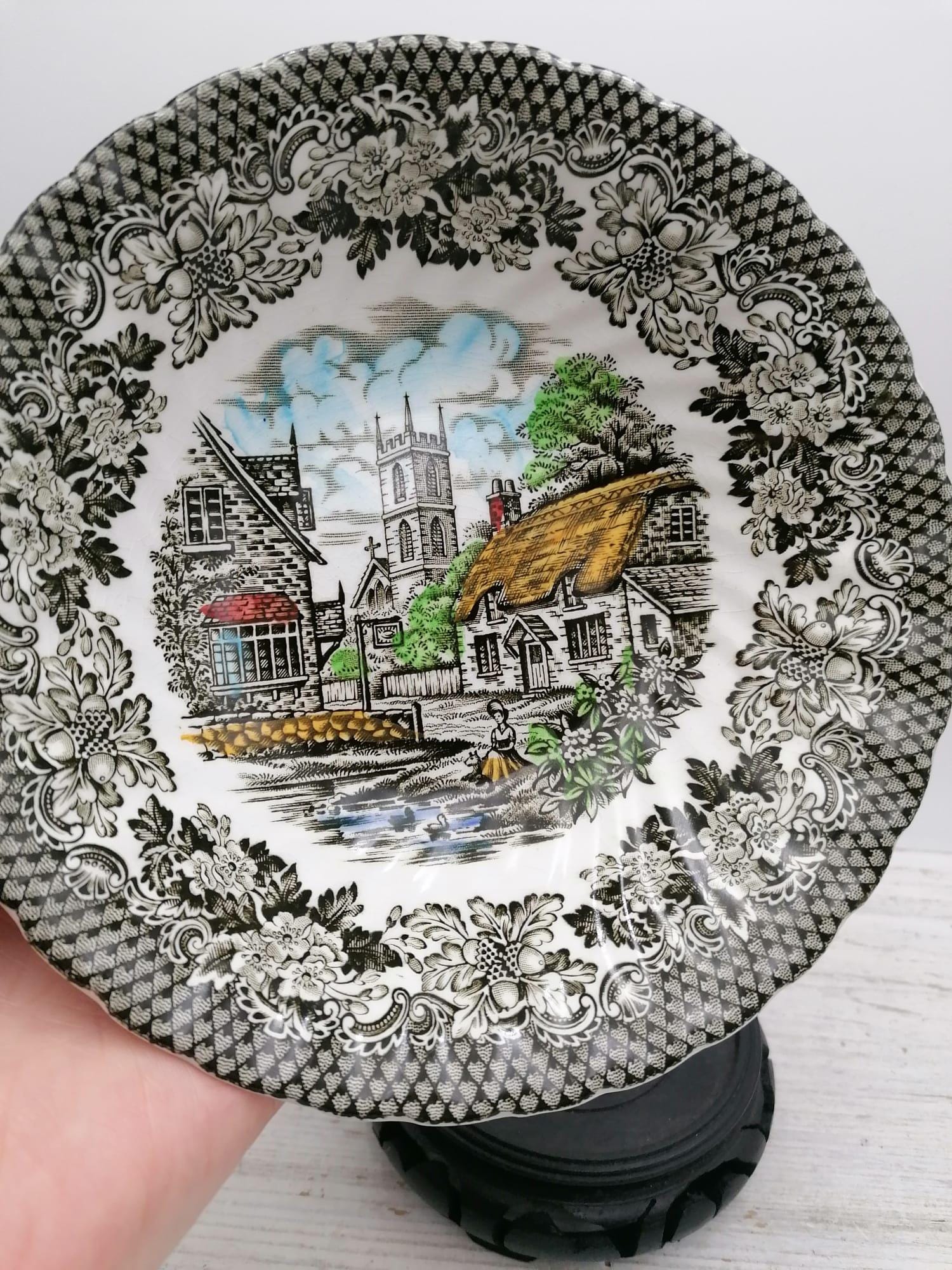 MERRIE OLDE ENGLAND トリオティーセット MERRIE OLDE ENGLAND トリオ