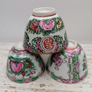 Vintage Chinese set of 3 small bowls, Small bowls for sauce Chinese,Oriental set Bowls,Rose Familie small bowls,Rose Medallion Chinese Bowl