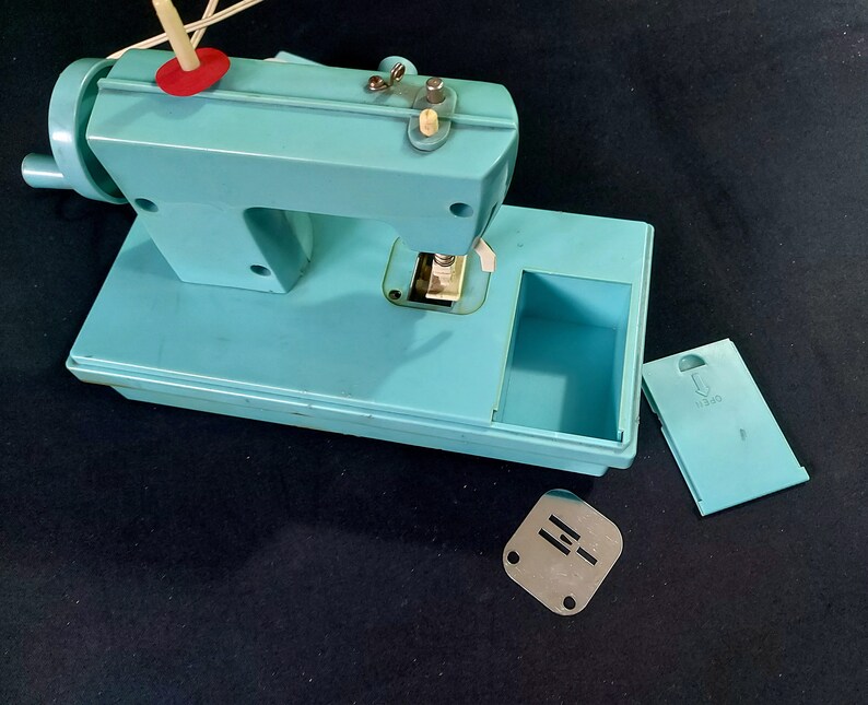 Vintage Sewing Machine Hong Kong Made Sewing Pattern Gift Etsy