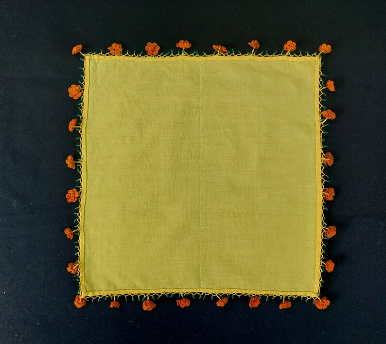 Embroidery Hanky with Flowers Lace Border and Corners Floral Hankie Vintage Yellow /& Orange Edge Hankie Flower Corner Handkerchief