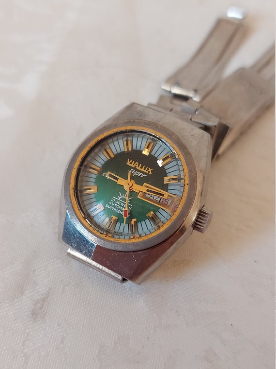 21 jewels swiss made