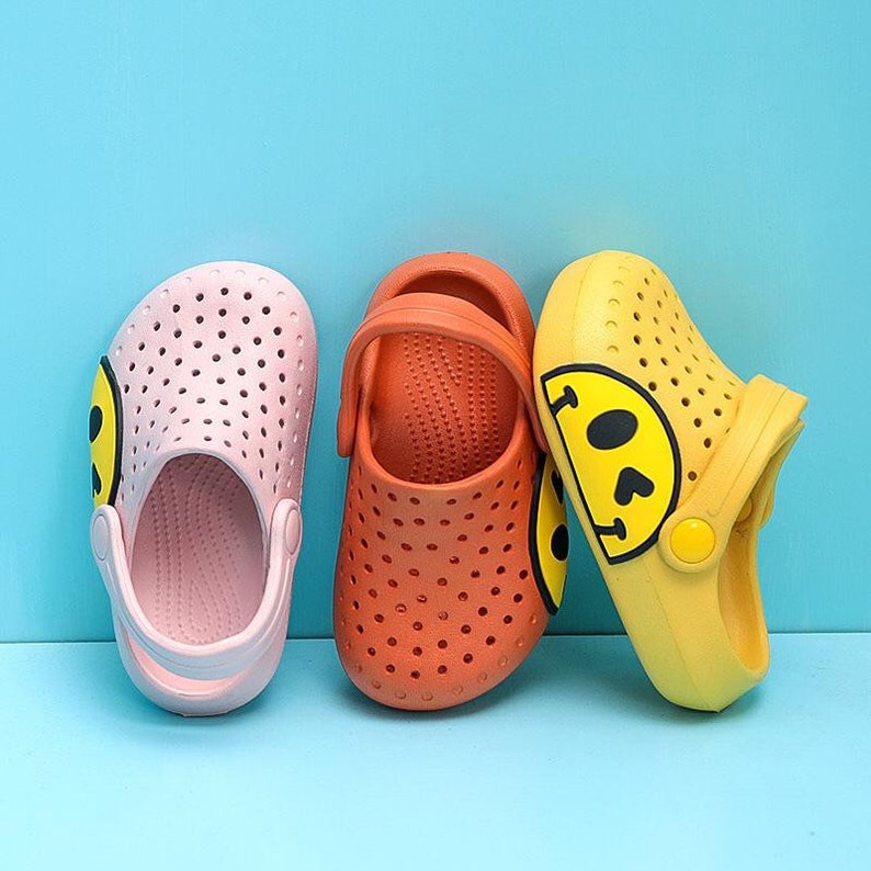 Smiley Face Emoji Crocs/emoji Sandals/ Smiley Crocs/boys and - Etsy