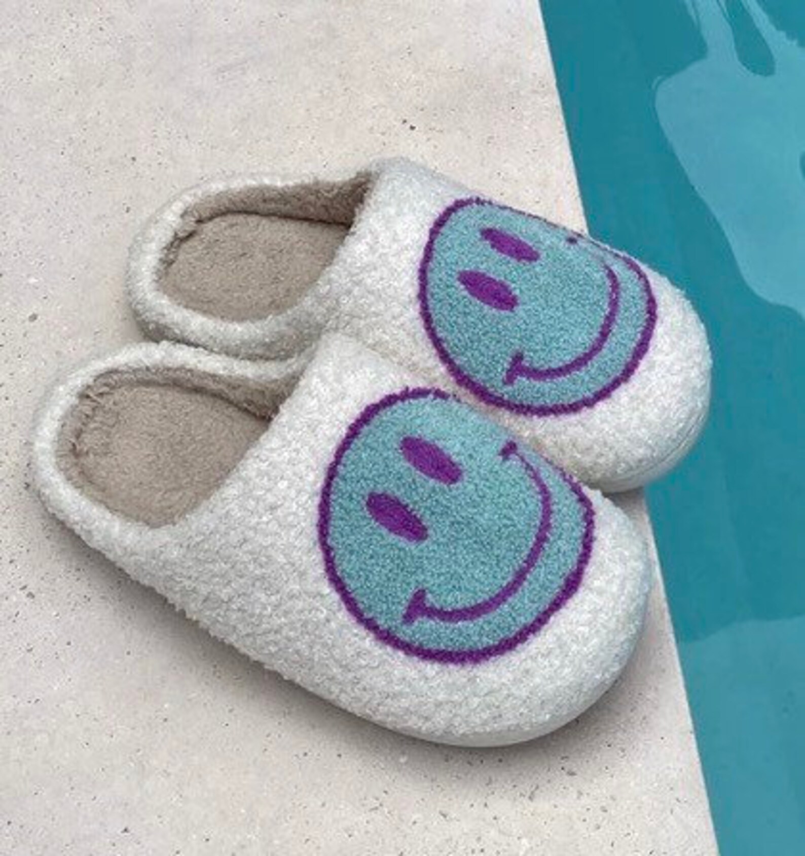 happy smile slippers