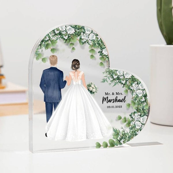 Personalized Heart Acrylic Plaque Wedding Cake Topper-Bride and Groom Wedding Sign-Wedding Décor Engagement, Anniversary Gifts for Couples