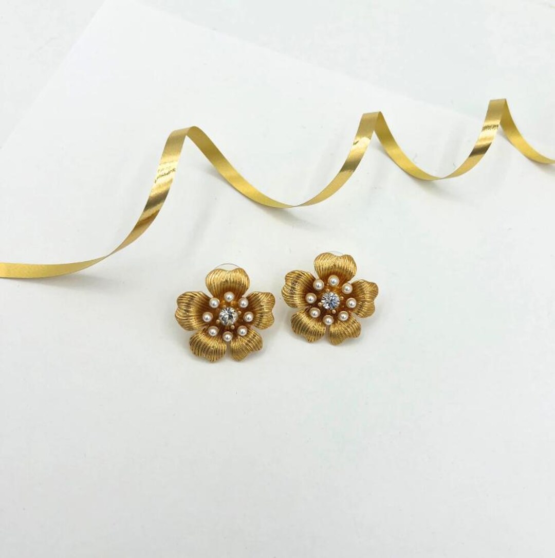 Boucles D'oreilles Oscar De La Renta - Grande Fleur émaillée Verte - Plaqué Or - Neuf Sans Boîte