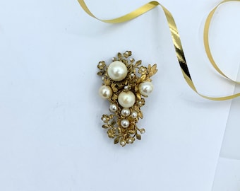 Vintage Stanley Hagler brooch