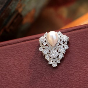 Petite Broche & Pendentif Art Déco Cœur Floral Pavé Cristal CZ perle de culture Goutte Blanc Vintage Style 1920s Victorien Mariage