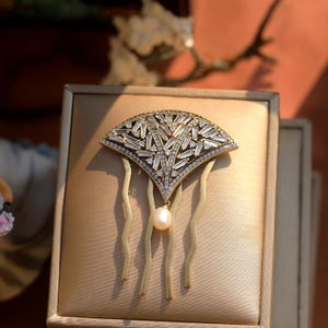Superbe Peigne à Cheveux Art Déco Eventail Serti CZ Blanc Plaqué l'Or Vraie Perle de culture Blanc Great Gatsby 1920s Mariage Vintage Style