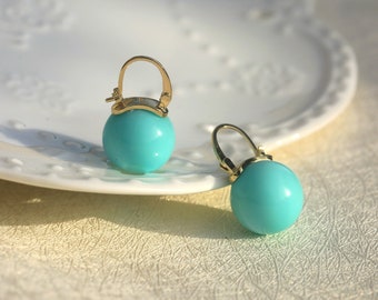 Boucles d'oreilles Art Déco Dormeuse Bateau Fausse Perle Acrylique Crème glacée Bleu Simple Elegant 16mm Mariage Vintage Style Plaqué 14K