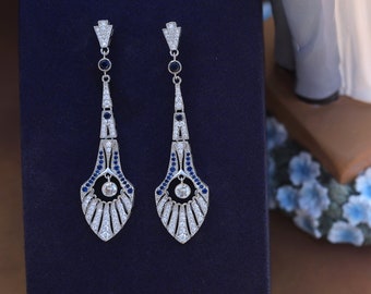 Boucles d'oreille Art Deco Clous Clip on Eventail Serti de CZ Bleu Saphir Eventail vintage Style années 1920 Mariage Great Gatsby Légères Rhodié