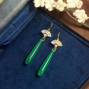 Boucles D'oreilles Clous Vintage - Ton Or Avec Faux Diamants En éventail - Occasion