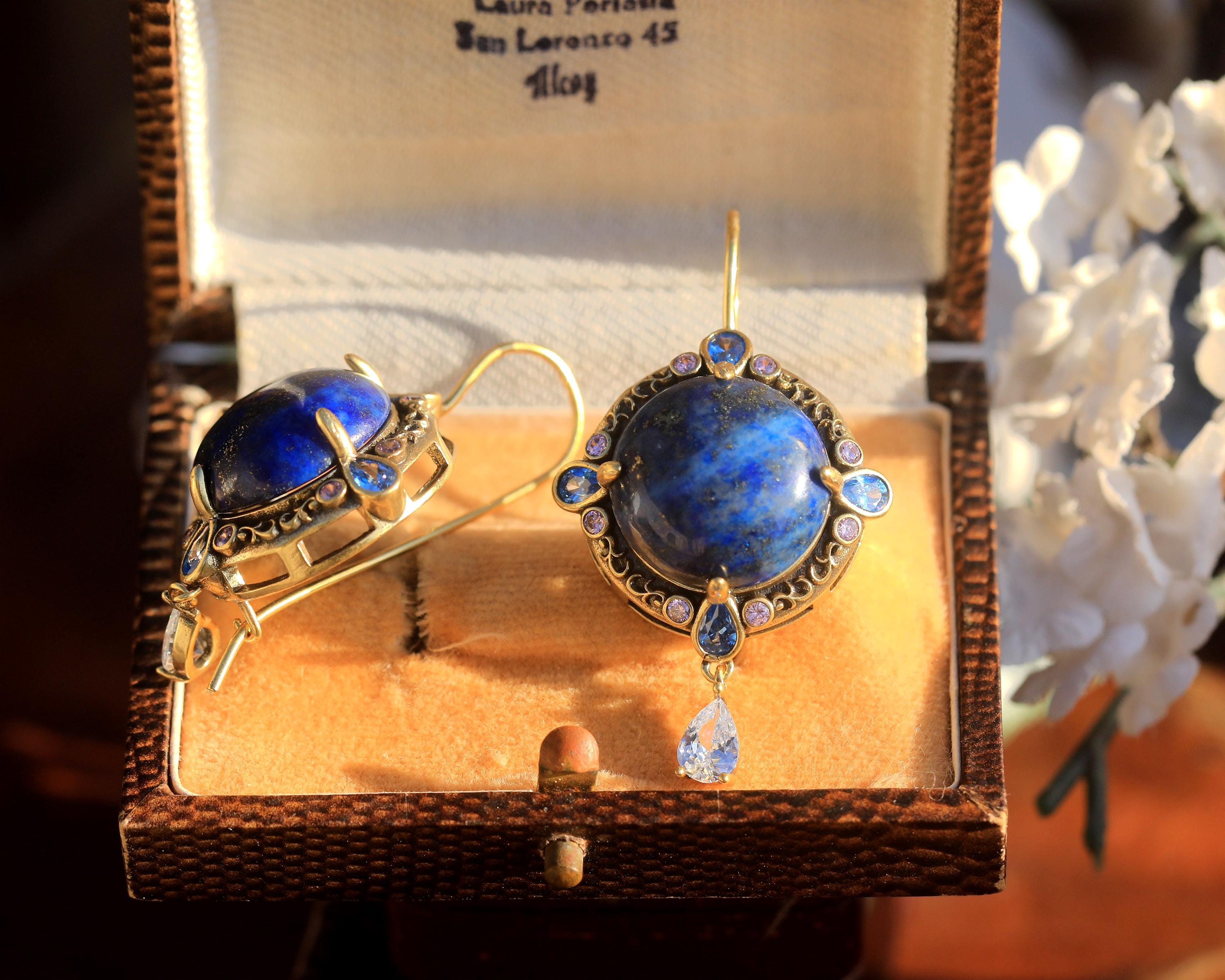 Boucles D'oreilles Dormeuses Dorées Serti CZ Bleu Lapis Lazuli - Style Fantaisie, Fabrication France