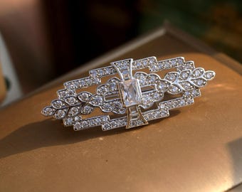 Broche Vintage Argentée Dentelle Florale Avec Lauriers Et Sertissage CZ Bleu - Neuf SB31