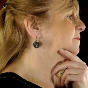 Boucles D'oreilles Dormeuses Noires Vintage - Occasion, Style Ancien - Sans Marque