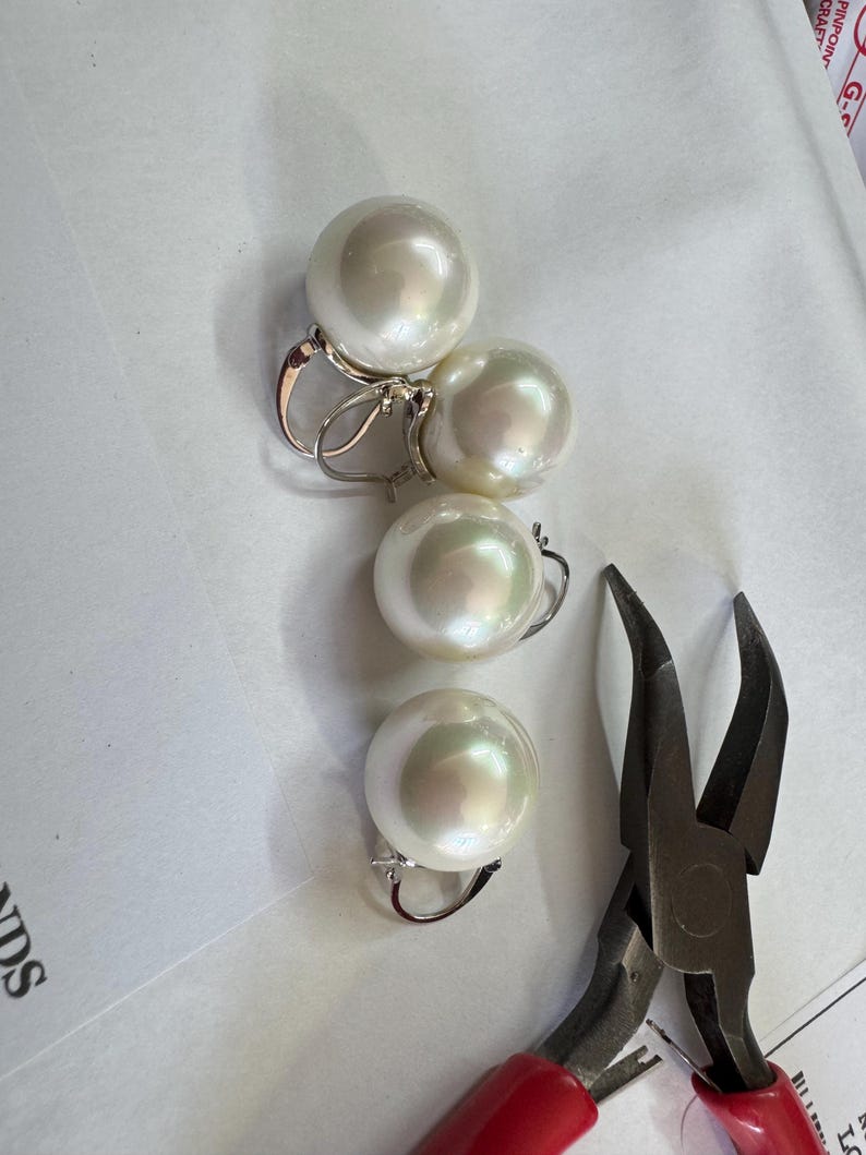 Boucles d'oreilles Art Déco Dormeuses Lever-Back, Argenté, Doré, Bateau Perle Nacré Simple Elegant 18mm Great Gatsby Mariage Vintage Style Silver