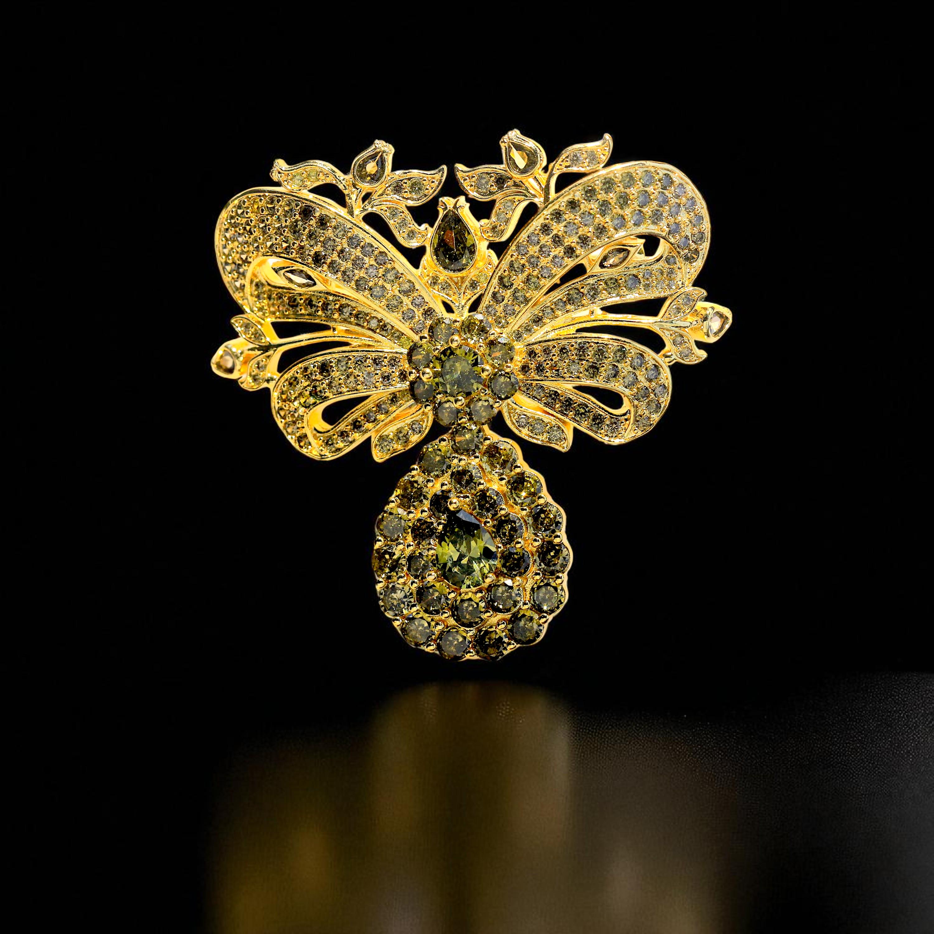 Superbe Reproduction d'une Broche Large Art Nouveau Nœud Papillon Feuille Serti 5A CZ Vert D'olive Péridot Vintage Style Plaqué Or 18K LUXE