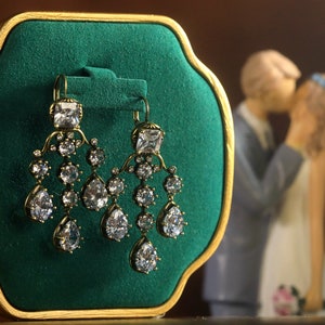 Boucles D'oreilles Dormeuses Carador En Argent Oxydes De Zirconium Serti Clos Et Perle D Eau Douce