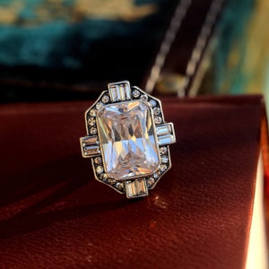 Superbe Bague Art Déco Géométrie Hexagone CZ Rectangle Great Gatsby Années 1920 Edouardien Plaqué Argent Massif 925 Mariage vintage Style