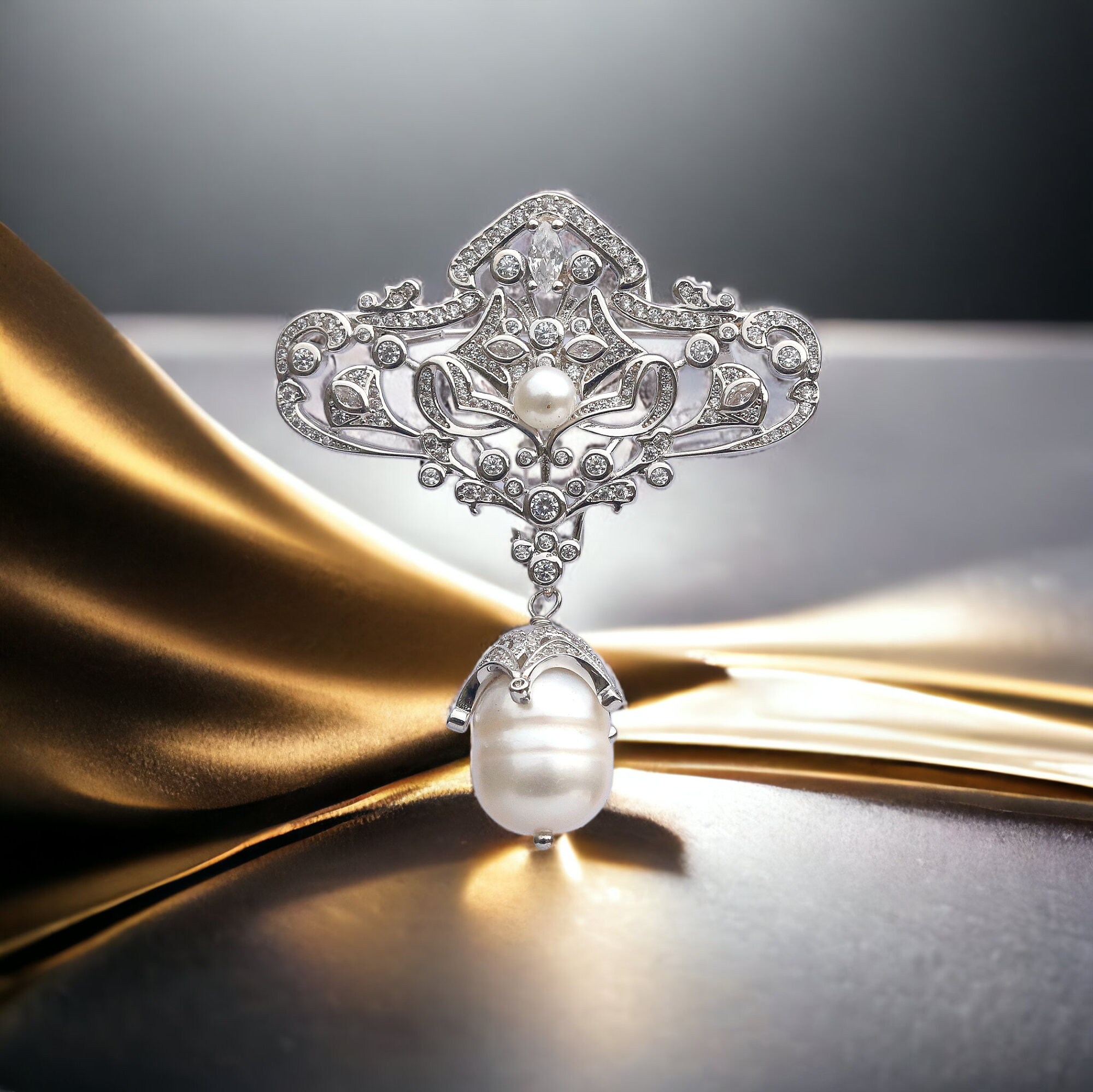 Broche Vintage Dentelle Florale Sertie De CZ Blanc - Style Belle Époque, Neuve Sans Emballage