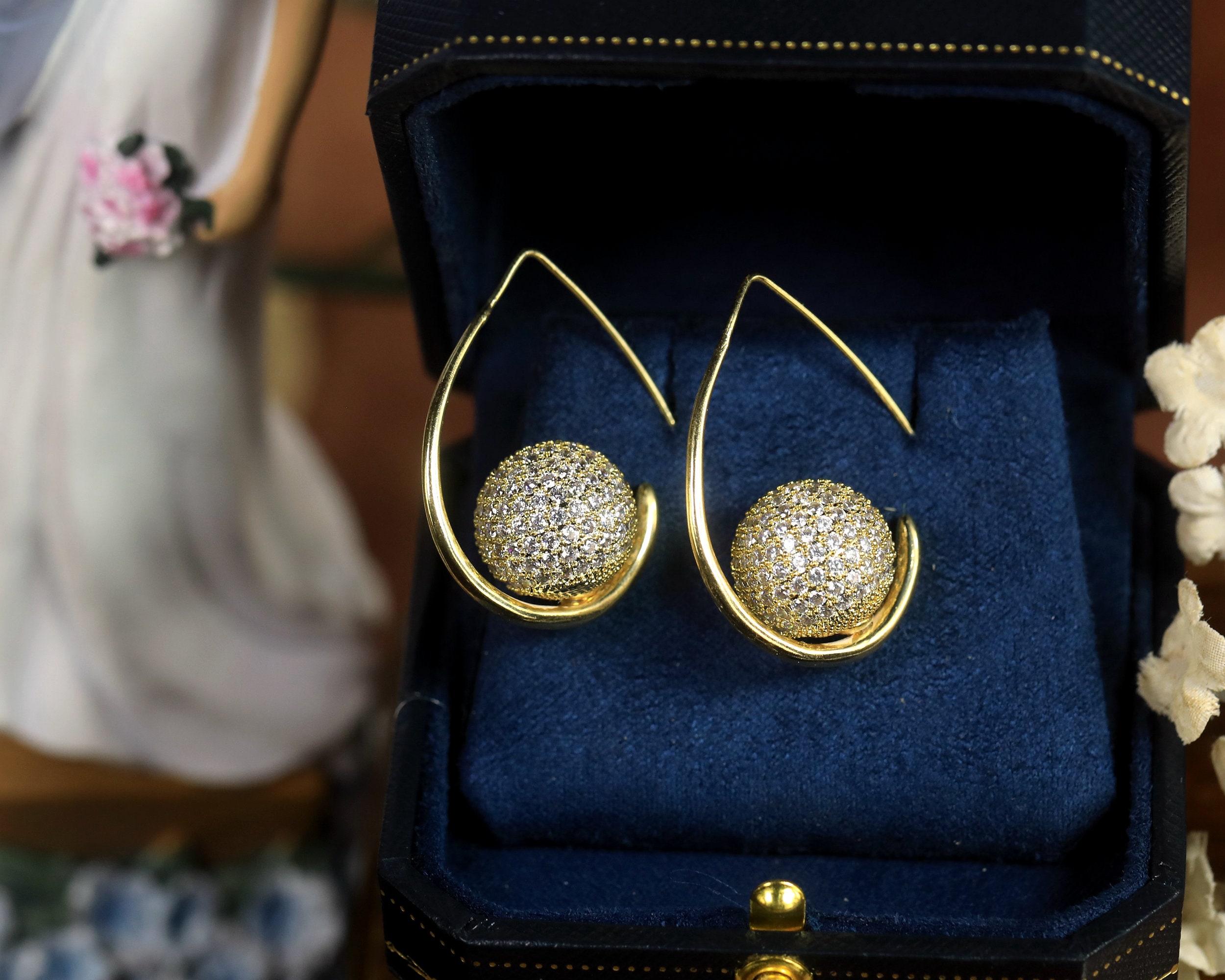 Superbe Boucles D'oreilles Art Deco Crochet Long Argenté Doré