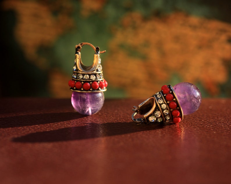 Boucles d'Oreilles Dormeuses Lever-back Doré Perle Amethyste Violet Mauve Mini perle Rouge Tribal Vintage Style 1920s Belle Epoque Mariage image 1