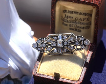 Superbe Broche Art Déco Argenté Géométrique Ovale Ovale Strass Blanc Vert Emeraude Great Gatsby 1920s Vintage Style Mariage