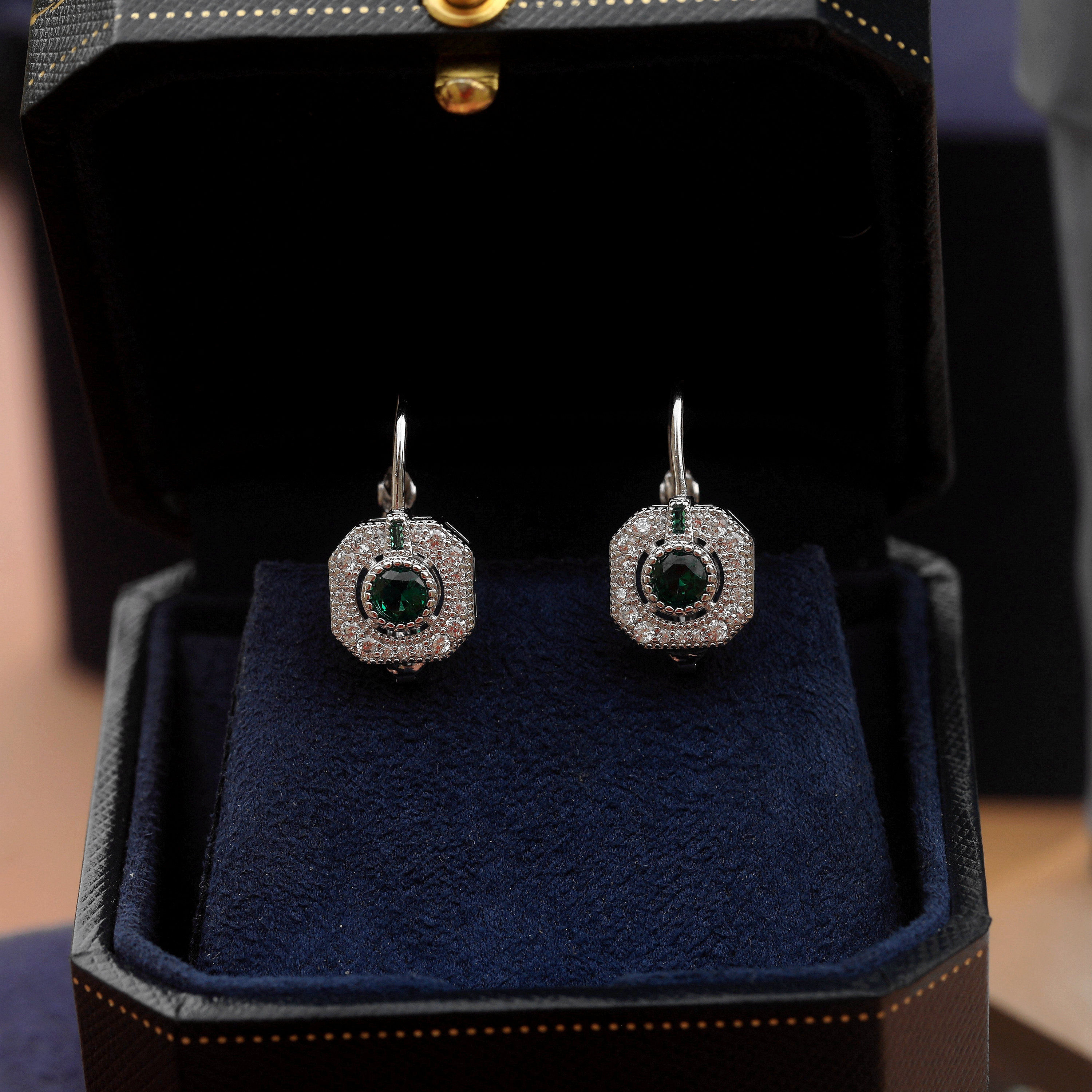 Boucles D'oreilles Pendantes Art Déco - Argenté, Carré Vert CZ - Fantaisie