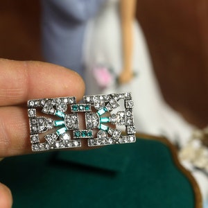 Superbe Broche Art Déco Argenté Géométrique Ovale Rectangle Strass Blanc Vert Emeraude Great Gatsby 1920s Vintage Style Mariage zdjęcie 8